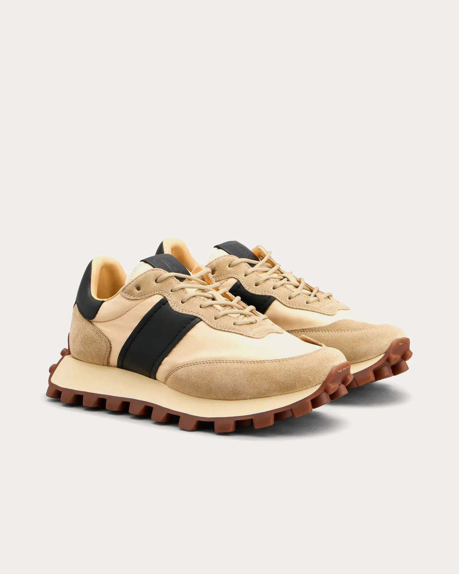 1T Suede & Fabric Beige / Off-White / Brown Low Top Sneakers