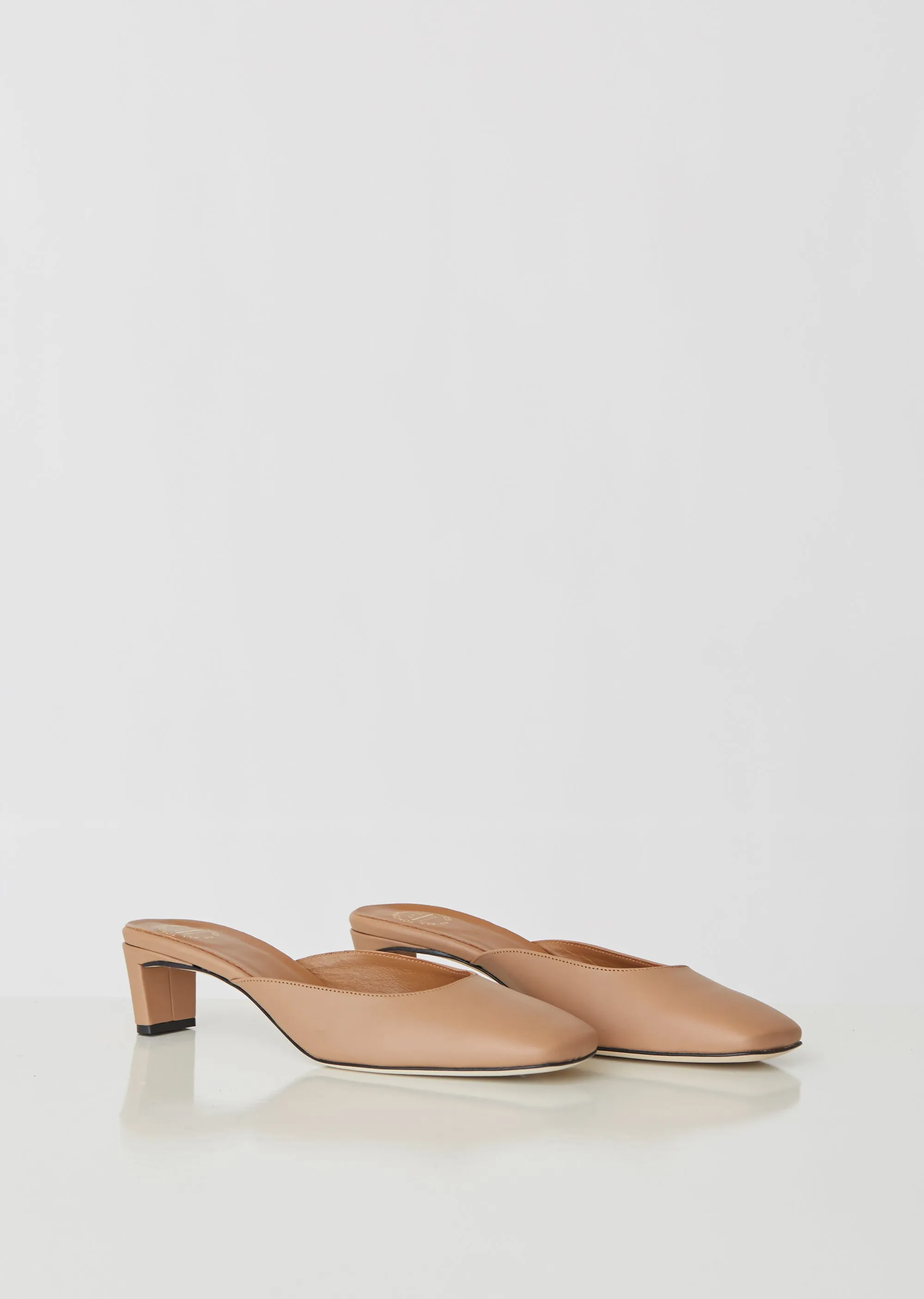 Alloro Heeled Mules