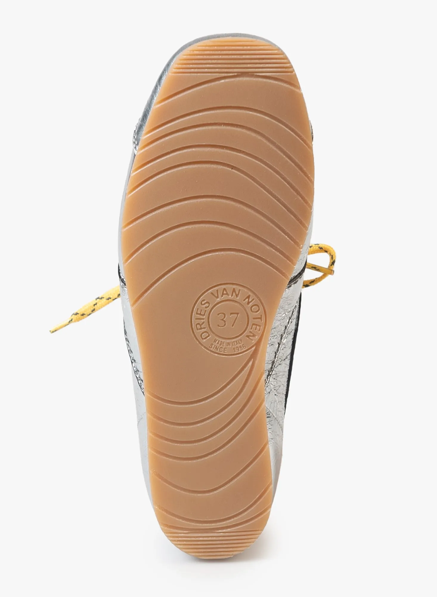Leather sneakers