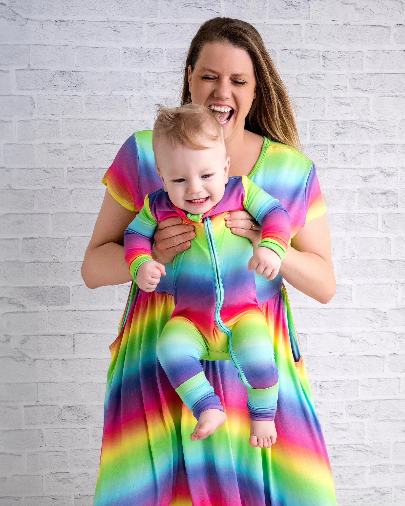 Rainbow Gradient Short Sleeve Women's Skater Dress