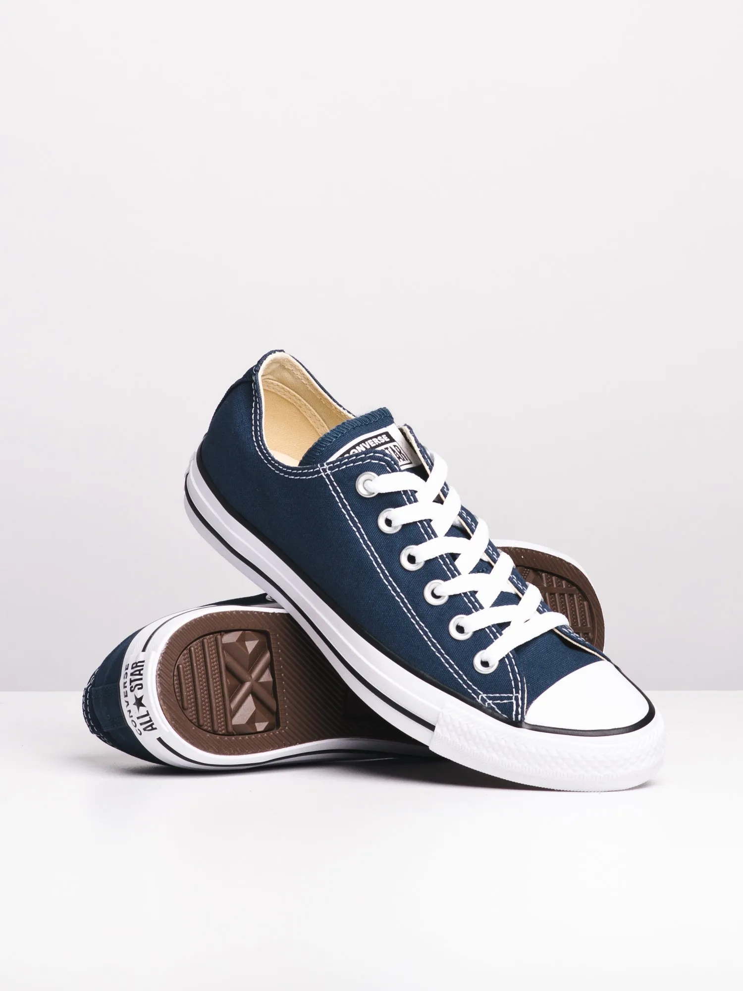 WOMENS CONVERSE CTAS CORE CANVAS SHOES - CLEARANCE