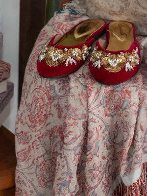 Zora Red Velvet Babouche